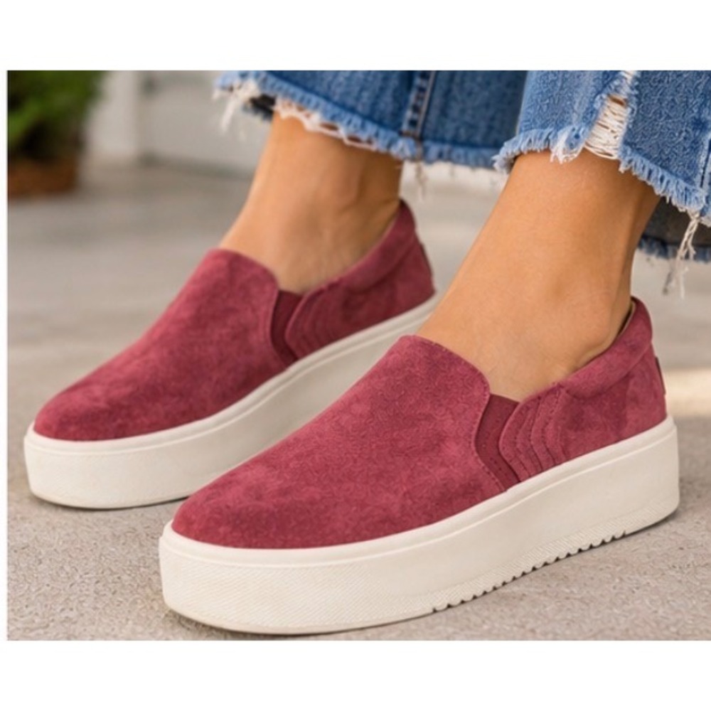 Yellow Box HARMONEE Slip-On Platform Casual Sneaker Size 8 Merlot Leather